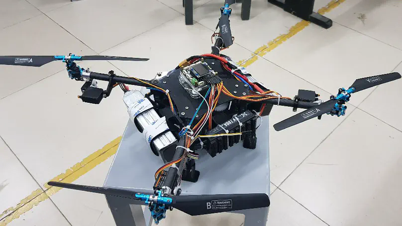 Single-motor Driven Quadcopter